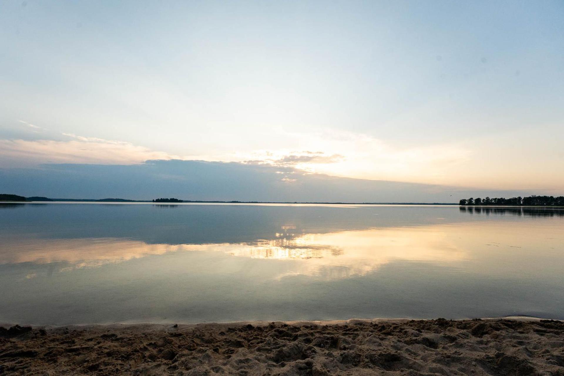 Domek Nad Jeziorem Dobskim - Fuleda 5 Buitenkant foto